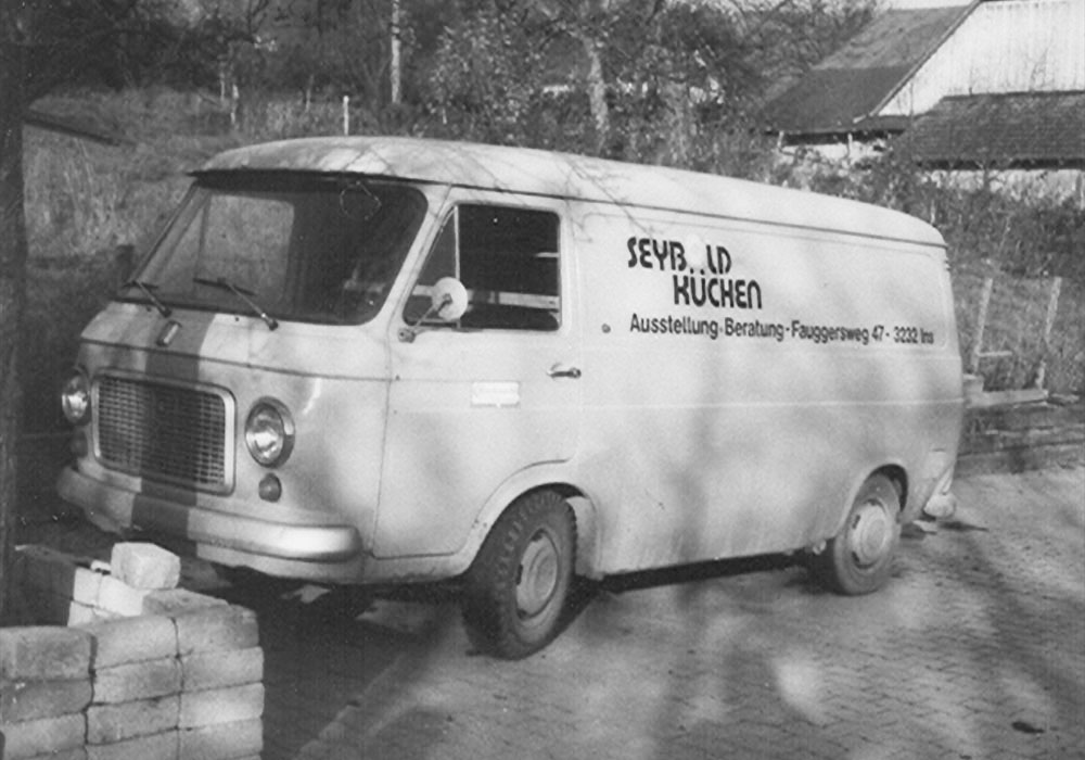 Geschichte Küchen + Raum AG